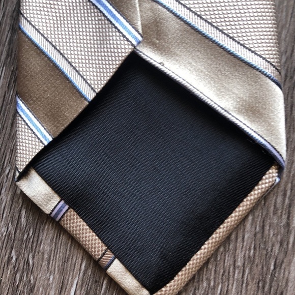 Michael Kors Tie - Picture 5 of 7